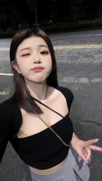 【苏州】鲍鱼和奶子都还是粉嫩的刚出道的妹子